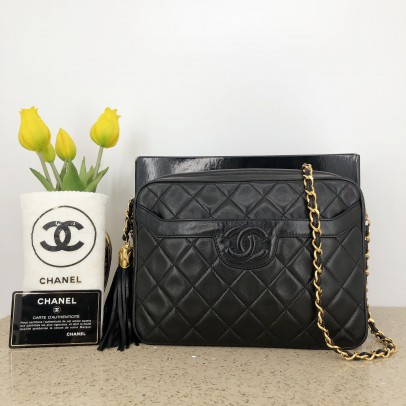 CHANEL Vintage Small Camera Bag with CC Stitch Mark & Fringe in Black  Lambskin - GHW
