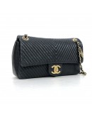 CHANEL Chevron Medium Flap Chain Shoulder Bag in Black Aged Calfskin – Aged Gold Hardware