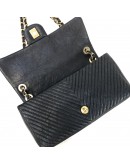 CHANEL Chevron Medium Flap Chain Shoulder Bag in Black Aged Calfskin – Aged Gold Hardware