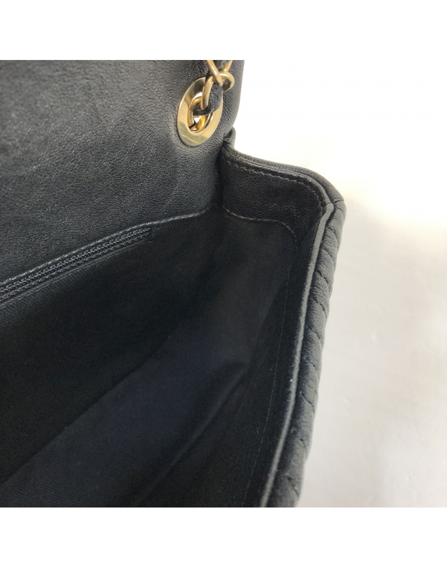 CHANEL Chevron Medium Flap Chain Shoulder Bag in Black Aged Calfskin – Aged  Gold Hardware
