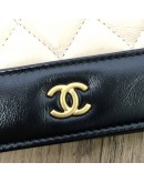 CHANEL Gabrielle Yen Wallet in Beige x Black Quilted Aged Calfskin – GHW (25 Series – Year 2018)