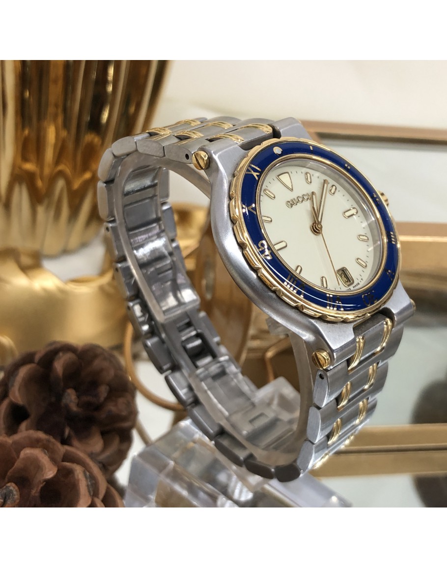 gucci 9700m watch
