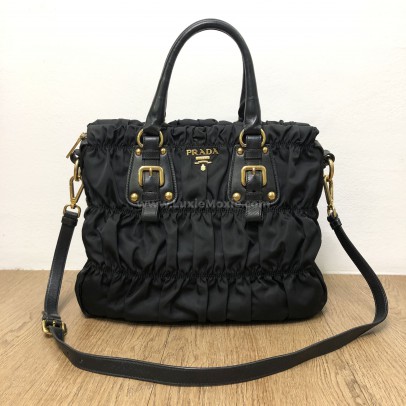 PRADA Tessuto Gaufre Black Nylon Tote Bag with Shoulder Strap – GHW