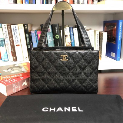 CHANEL Vintage Black Quilted Caviar Shoulder Bag - GHW