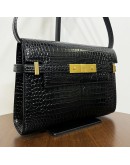 YVES SAINT LAURENT Small Manhattan Shoulder Bag in Shiny Crocodile Embossed Leather – GHW (Year 2021)