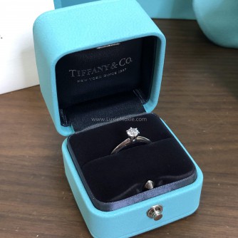 TIFFANY & CO The Tiffany Setting Engagement Ring in Platinum – 0.31ct Diamond (Year 2018)