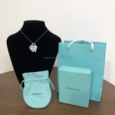 TIFFANY & CO Medium Heart Tag Necklace with Key Pendant in Sterling Silver