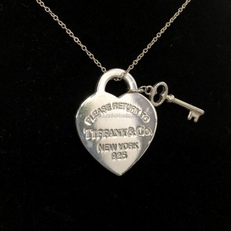 TIFFANY & CO Medium Heart Tag Necklace with Key Pendant in Sterling Silver