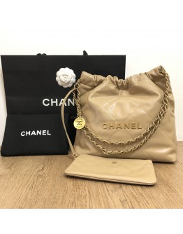 CHANEL 22 Small Shoulder bag in Quilted Beige Shiny Calfskin – GHW (Microchip – Year 2024)