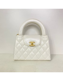 CHANEL Mini Kelly Shopper Tote in White Shiny Calfskin – GHW (Microchip)