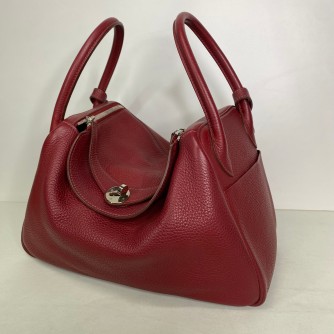 HERMES Lindy 30 Shoulder Bag in Rubis Taurillon Clemence Leather – PHW (Stamp Q Square – Year 2013)