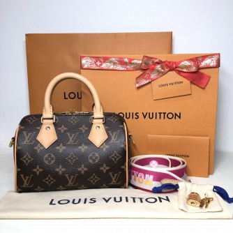 LOUIS VUITTON Monogram Speedy Bandouliere 20 Handbag with Fuchsia Shoulder Strap – GHW (Microchip)
