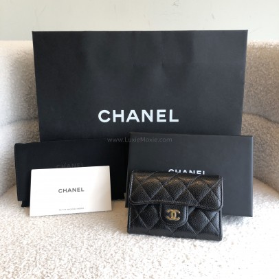 CHANEL Classic Card Holder in Black Caviar Leather – GHW (New Hologram)