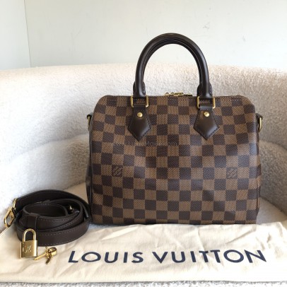 LOUIS VUITTON Damier Ebene Speedy Bandouliere 25 Handbag – GHW (Microchip)
