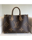 LOUIS VUITTON Monogram OnTheGo MM Tote Bag – GHW (Microchip)