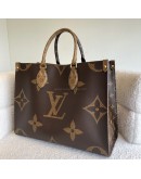 LOUIS VUITTON Monogram OnTheGo MM Tote Bag – GHW (Microchip)