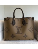 LOUIS VUITTON Monogram OnTheGo MM Tote Bag – GHW (Microchip)