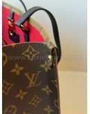 LOUIS VUITTON Monogram OnTheGo MM Tote Bag – GHW (Microchip)