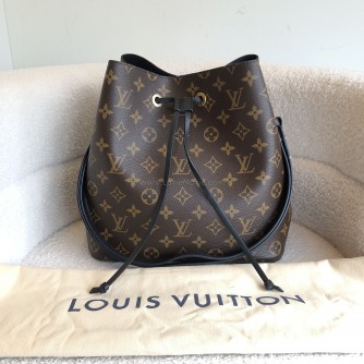 LOUIS VUITTON Monogram NeoNoe MM Drawstring Bucket Bag in Black – GHW (Microchip)