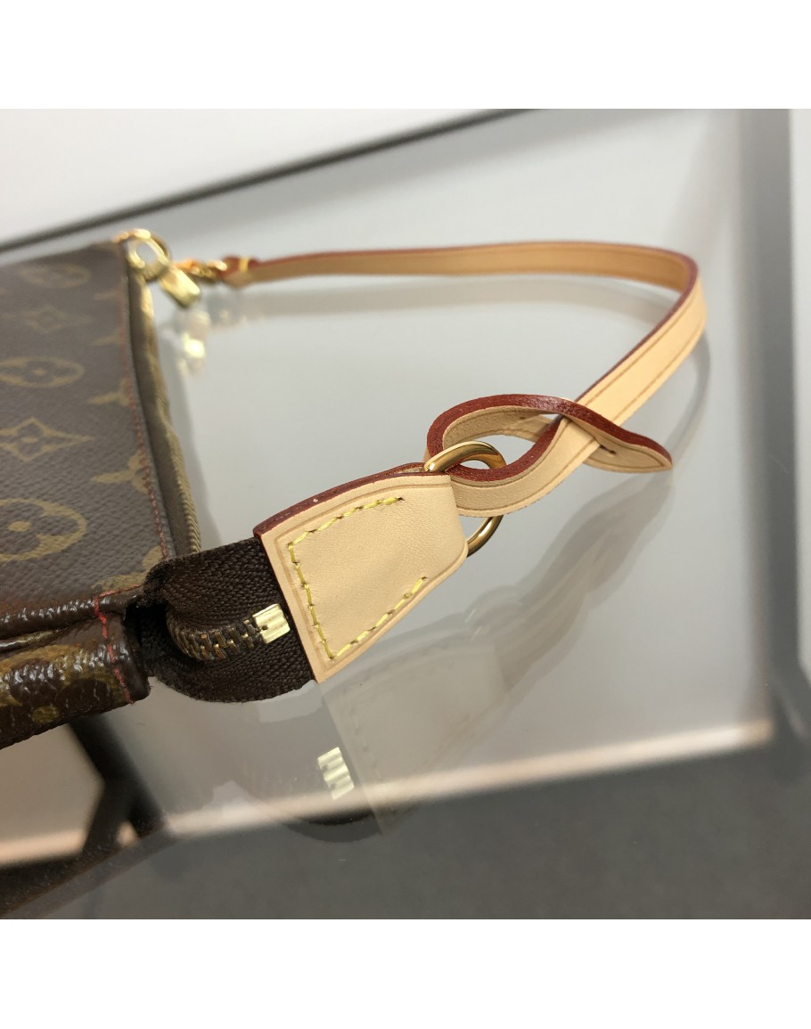 Buy Louis Vuitton Pochette Accessoires Limited Edition Cherry 216602