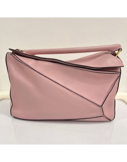 LOEWE Medium Puzzle Edge Bag in Pink Classic Calfskin with Shoulder Strap – GHW