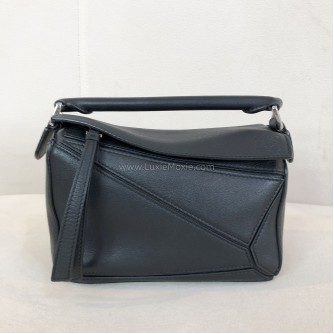 LOEWE Mini Puzzle Edge Bag with Shoulder Strap in Black Classic Calfskin – SHW