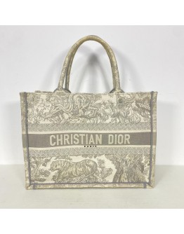 CHRISTIAN DIOR Medium Book Tote in Toile de Jouy – Ecru/Grey Embroidery (Year 2022)