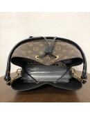 LOUIS VUITTON Monogram Neo Noe MM Bucket Bag in Black – GHW (Year 2019)