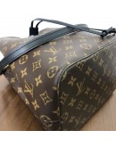 LOUIS VUITTON Monogram Neo Noe MM Bucket Bag in Black – GHW (Year 2019)