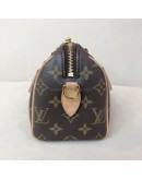 LOUIS VUITTON Monogram Speedy Bandouliere 20 Handbag with Beige Shoulder Strap – GHW (Microchip New Model)