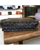 LOUIS VUITTON Monogram Sac Plat Handbag – GHW (Year 2005)