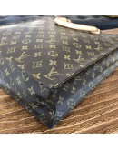 LOUIS VUITTON Monogram Sac Plat Handbag – GHW (Year 2005)