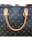 LOUIS VUITTON Monogram Sac Plat Handbag – GHW (Year 2005)