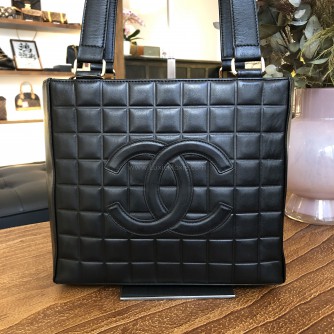 CHANEL Vintage CC Logo Choco Bar Small Tote Bag in Black Calfskin - GHW (7 Series)