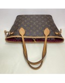 LOUIS VUITTON Monogram Neverfull PM Tote Bag – GHW (Year 2021)