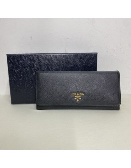 PRADA Bifold Long Wallet in Black Saffiano Leather – GHW