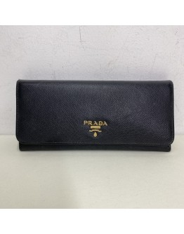 PRADA Bifold Long Wallet in Black Saffiano Leather – GHW