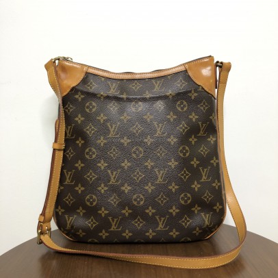 LOUIS VUITTON Monogram Vintage Odeon MM Crossbody Bag – GHW