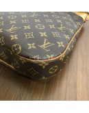 LOUIS VUITTON Monogram Vintage Odeon MM Crossbody Bag – GHW