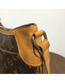 LOUIS VUITTON Monogram Vintage Odeon MM Crossbody Bag – GHW