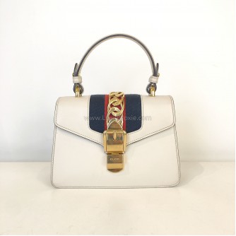 GUCCI Sylvie Mini Top Handle Bag in Off White Calfskin with Twisted Web Strap & Leather Strap – GHW