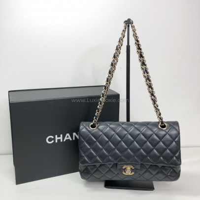 CHANEL Medium Classic Flap (CF) Shoulder Bag in Black Lambskin – GHW (Series 19 - Year 2014)