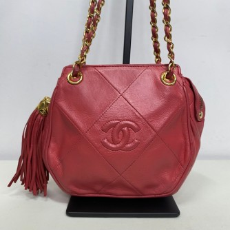 CHANEL Vintage CC Tassel Shoulder Bag in Pink Lambskin – GHW