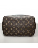 LOUIS VUITTON Monogram NeoNoe MM Drawstring Bucket Bag in Black – GHW (Year 2020)
