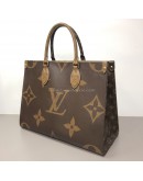 LOUIS VUITTON Monogram OnTheGo MM Tote Bag – GHW (Microchip – Year 2021)