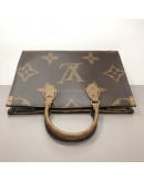 LOUIS VUITTON Monogram OnTheGo MM Tote Bag – GHW (Microchip – Year 2021)