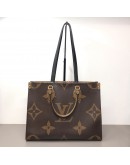 LOUIS VUITTON Monogram OnTheGo MM Tote Bag – GHW (Microchip – Year 2021)