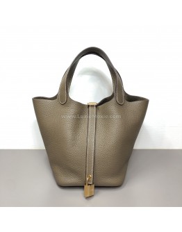 HERMES Picotin Lock 18 Taurillon Handbag in Etoupe – GHW (Stamp Z – Year 2021)