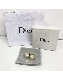 CHRISTIAN DIOR Tribales Earrings (Gold Finish Metal & White Resin Pearls)