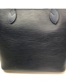 LOUIS VUITTON Neverfull MM Tote Bag with Pochette in Dark Blue Epi Leather – SHW (Year 2016)